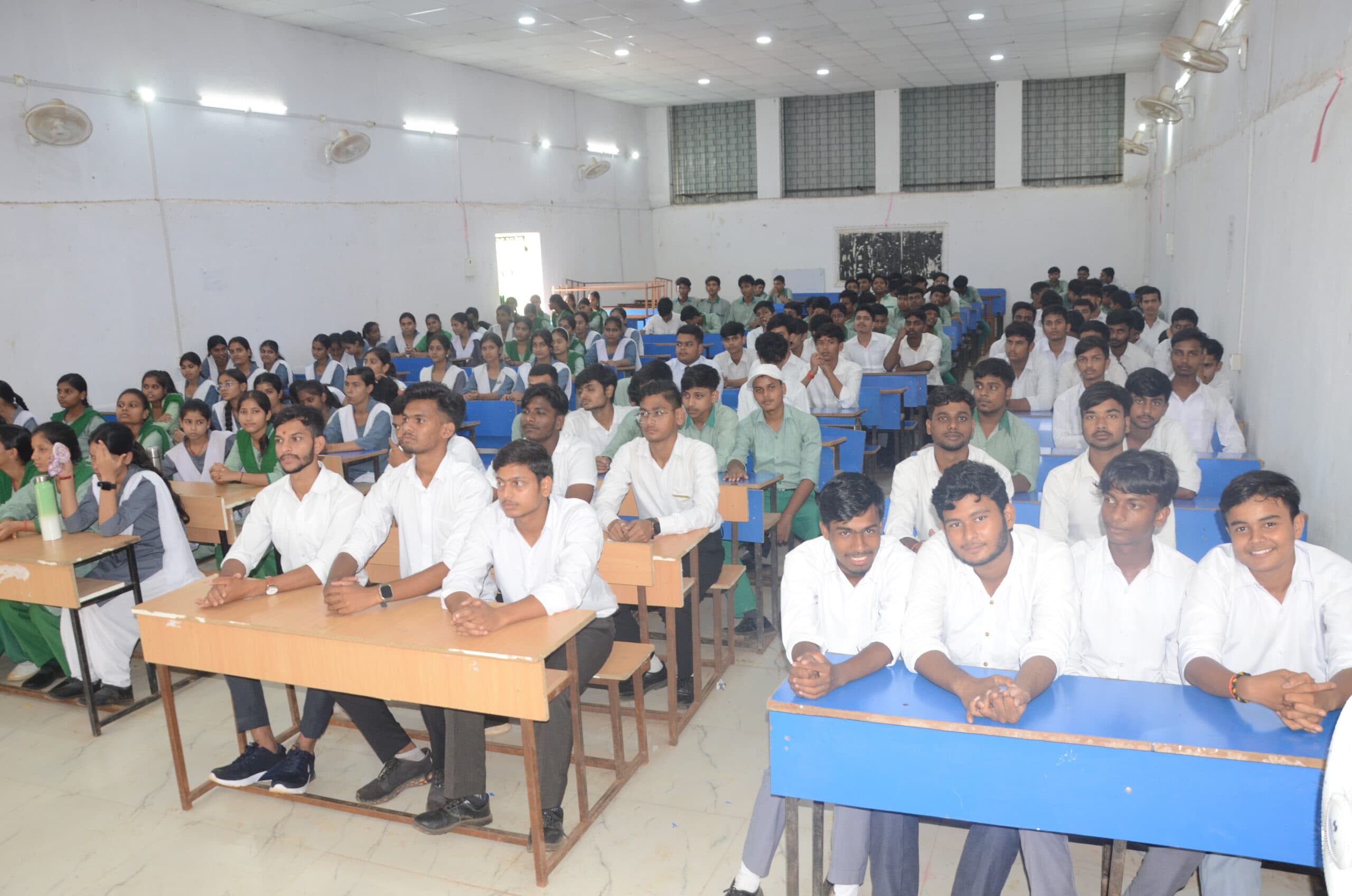 प्रभात खबर साइबर जागरुकता कार्यक्रम में बोले वक्ता : डिजिटल दुनिया में साइबर सुरक्षा है आपकी लाइफ जैकेट