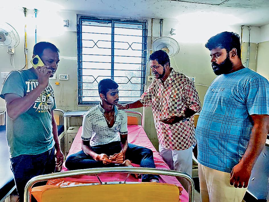 बरजोड़ा अस्पताल से छात्र ने दिया एचएस एग्जाम