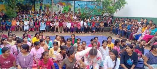 छात्राओं को आत्मविश्वास, एकाग्रता और संस्कार दी गयी शिक्षा