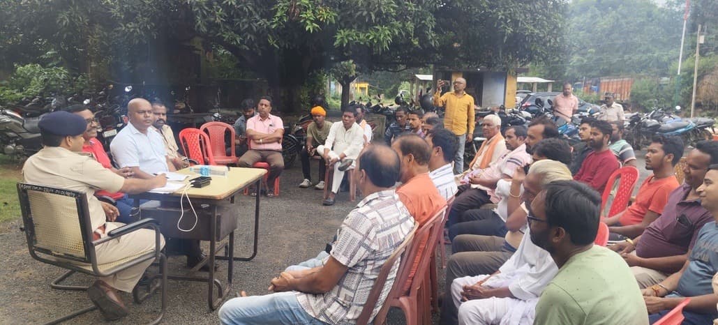 सौहार्दपूर्ण वातावरण में दुर्गा पूजा मनाने की अपील