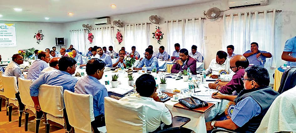 इसीएल काजोड़ा क्षेत्र में सुरक्षा समिति की बैठक, श्रमिक हितों व सुरक्षा पर जोर