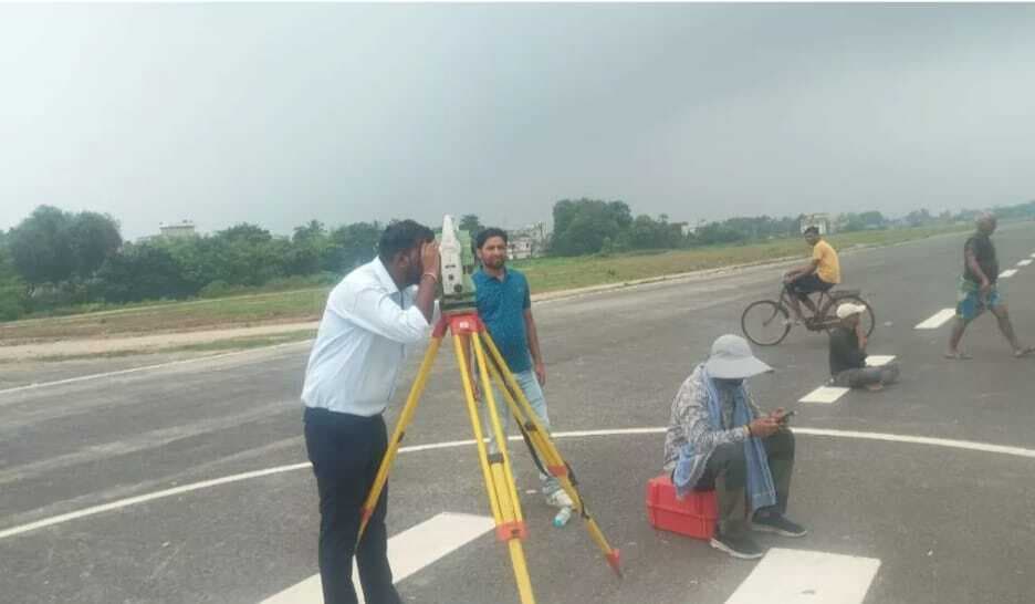 हवाई सफर को लेकर तीसरी टीम ने शुरू किया हवाई अड्डे का सर्वे