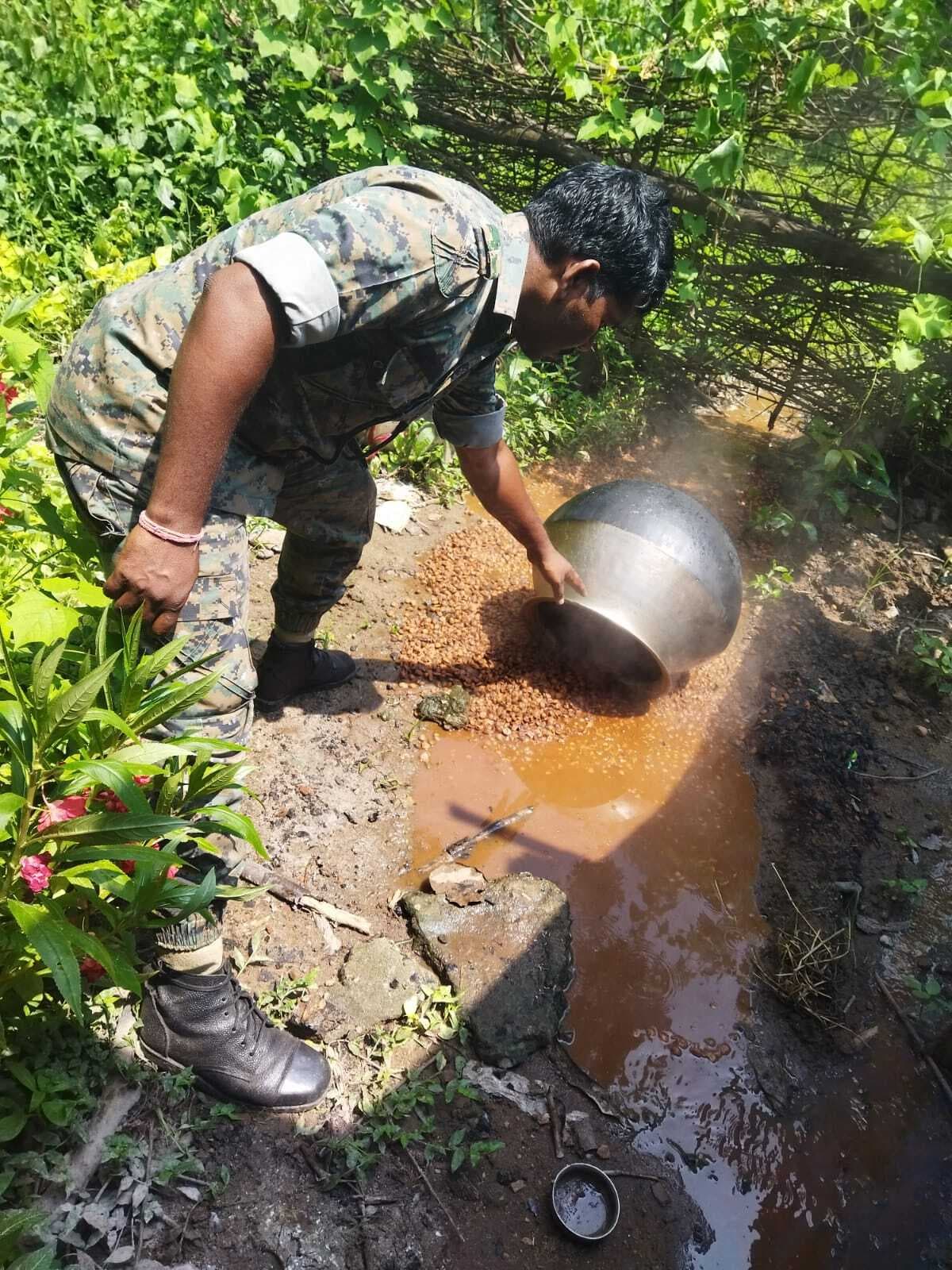 अवैध शराब के खिलाफ चलाया गया अभियान