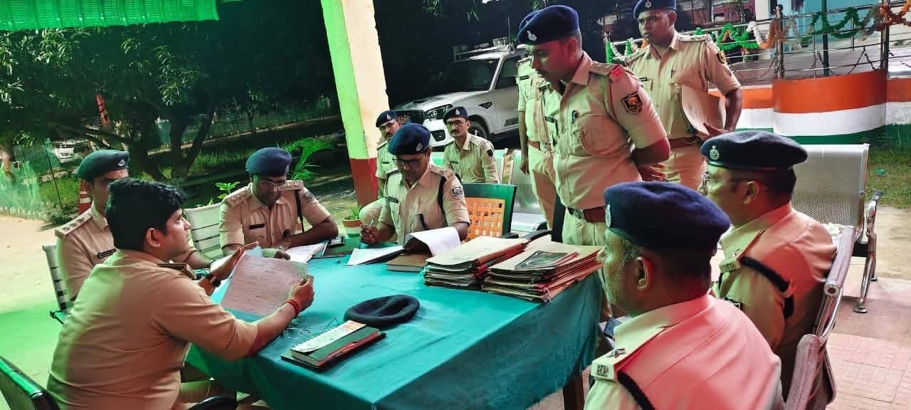 एसपी ने किया थाने का निरीक्षण