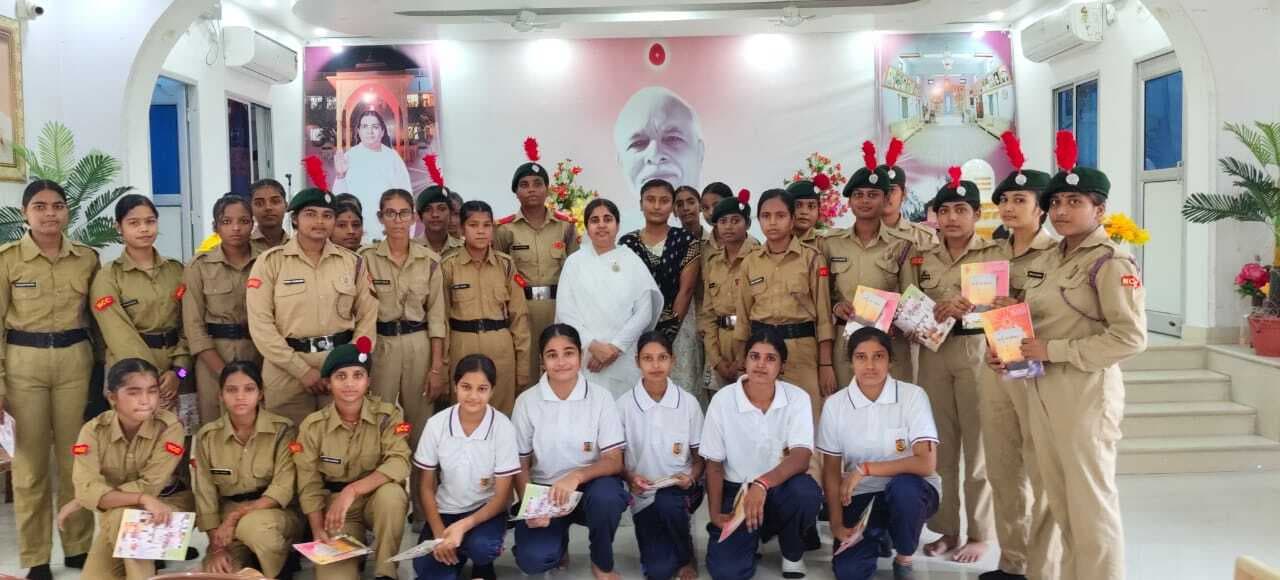 किसी भी प्रकार के नशे का सेवन हमारी विवेक शक्ति को करती है क्षीणः बीके स्नेहा