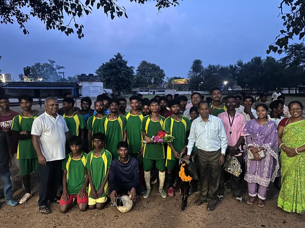 पल्ली दिवस को लेकर फुटबॉल प्रतियोगिता आयोजित