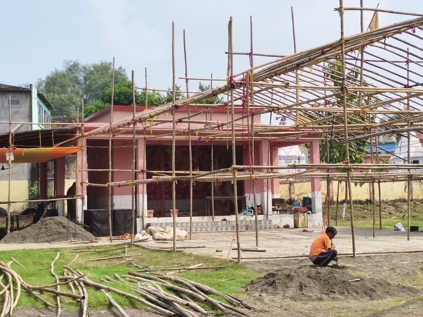 ललमटिया दुर्गा मंदिर में 40 वर्षों से हो रही मां दुर्गा की आराधना