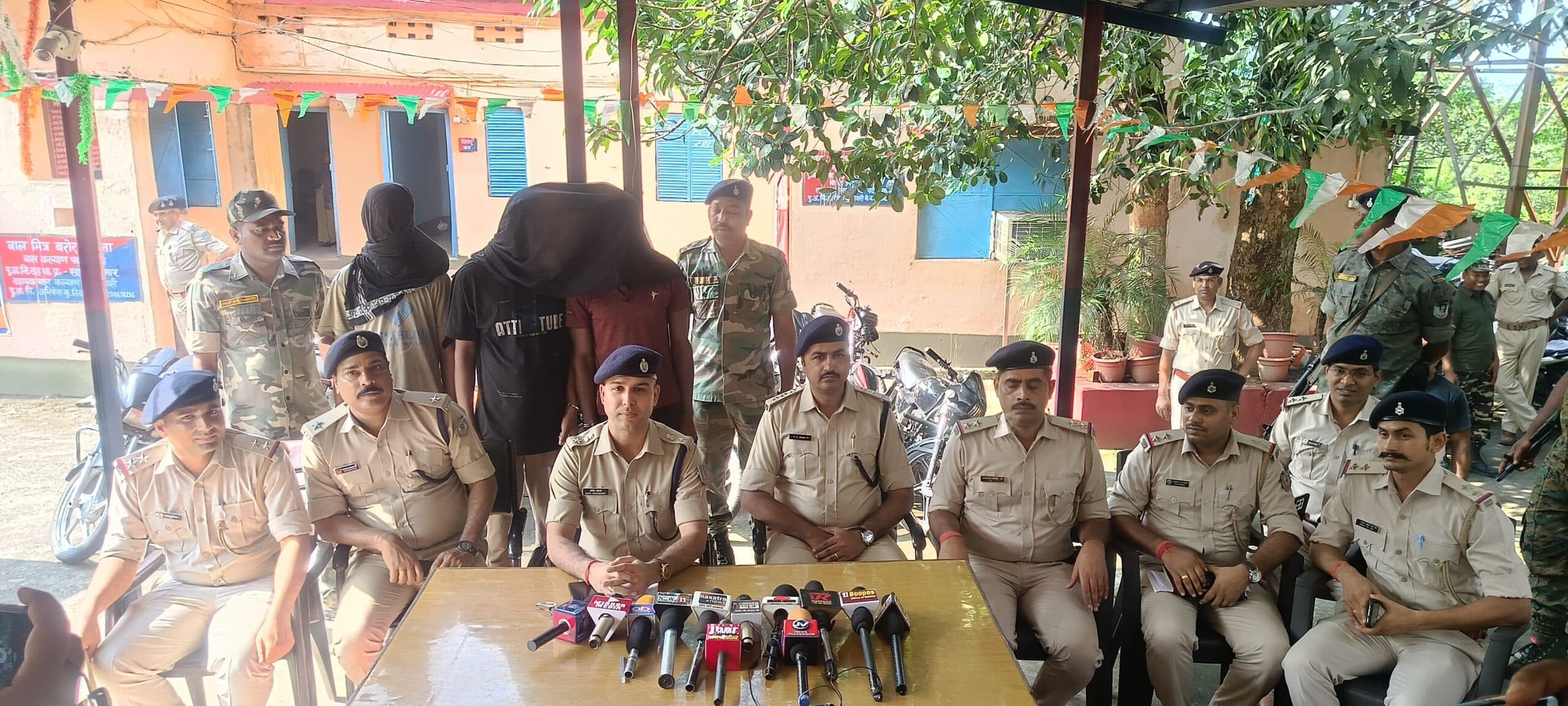 Dhanbad News: चुरायी गयी 16 बाइकें बरामद, तीन गिरफ्तार