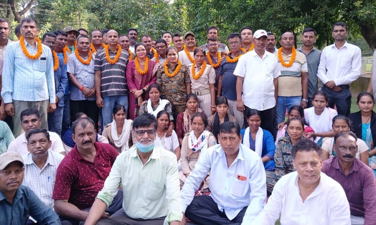 Bokaro News : जिलाध्यक्ष वीरेंद्र हांसदा व अमित महथा बने जिला सचिव