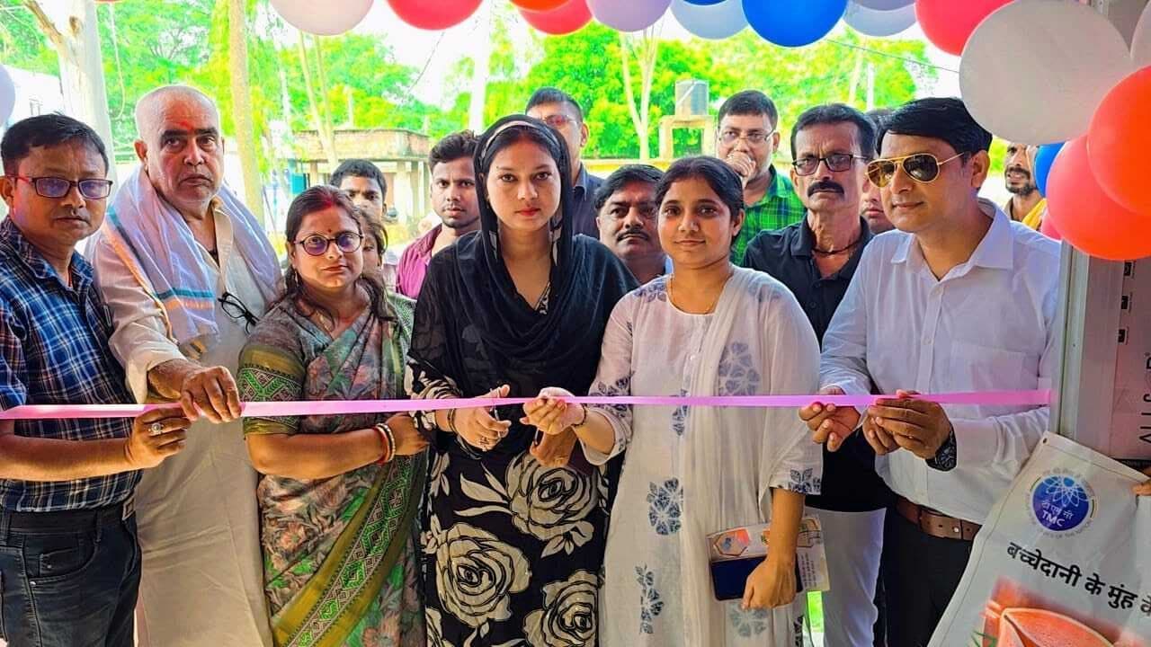 स्वास्थ्य की जांच कर दी गयी निशुल्क दवा