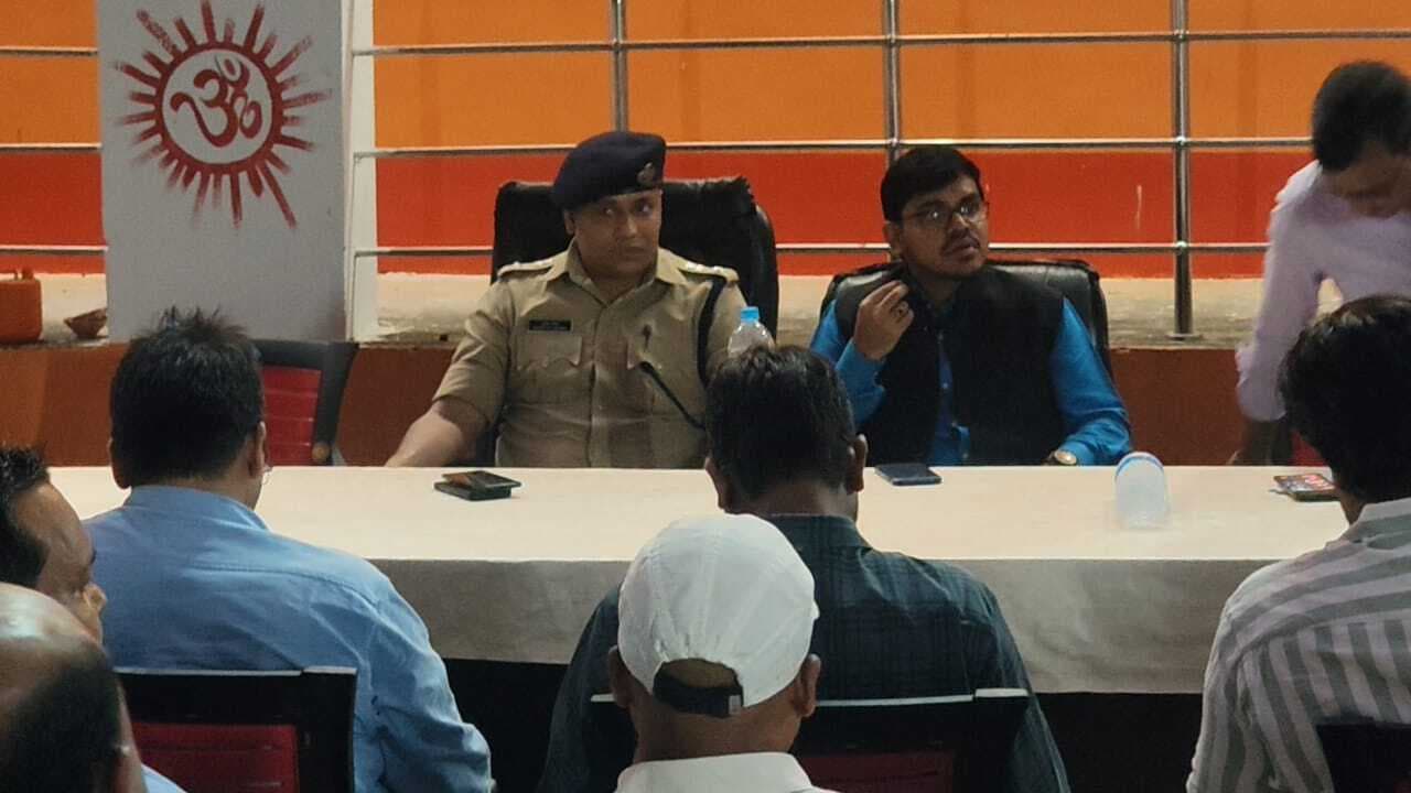 Bhagalpur news मुख्यमंत्री के कार्यक्रम स्थल पर तैयारियों का डीडीसी ने किया निरीक्षण