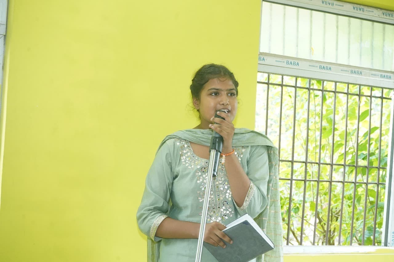 बाल कवि सम्मेलन का उद्देश्य बच्चों को रचनाशील, सृजनात्मक बनाना : आनंद