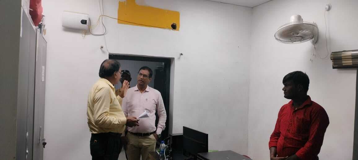 बनगांव नगर पंचायत तक पहुंची पूर्व कार्यपालक अधिकारी अनुभूति श्रीवास्तव के जांच की आंच