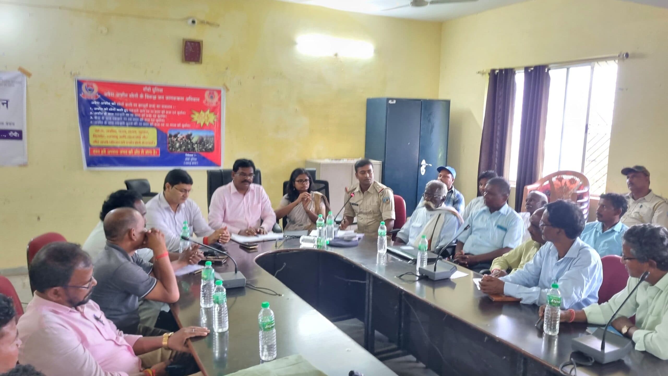 अफीम की अवैध खेती करने या समर्थन करनेवालों पर होगी सख्त कानूनी कार्रवाई