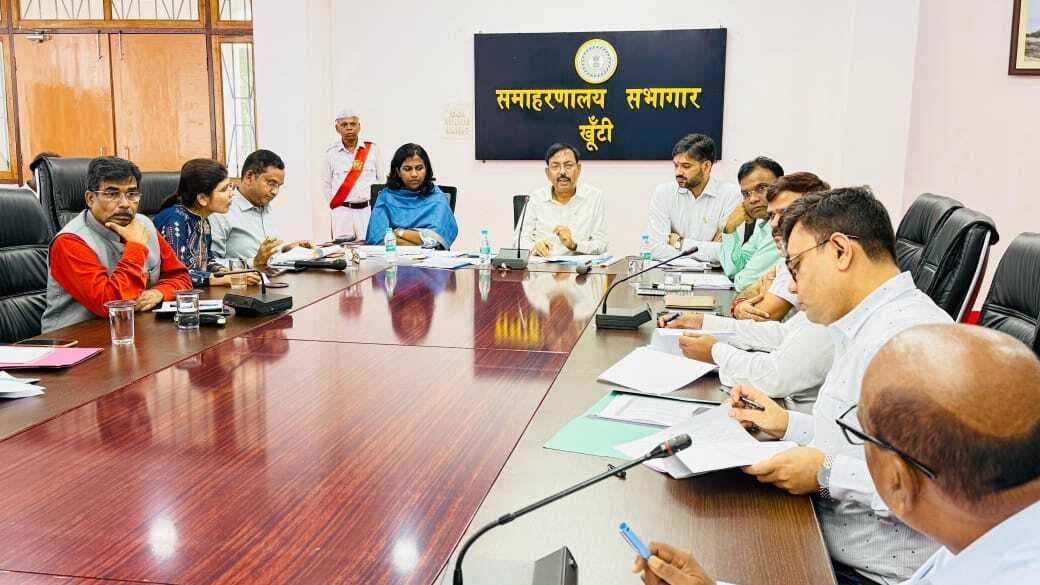 आवेदनों का निष्पादन समय पर करें : अंजनी