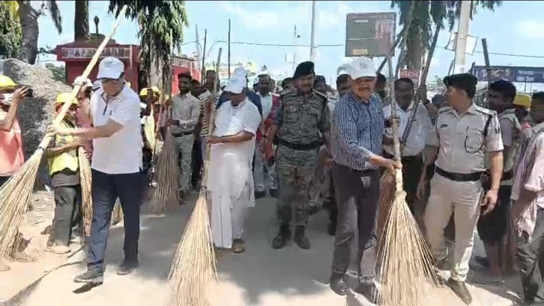 नगर निगम मत्स्तगंधा परिसर में करा रहा सेल्फी प्वाइंट स्थल का निर्माण