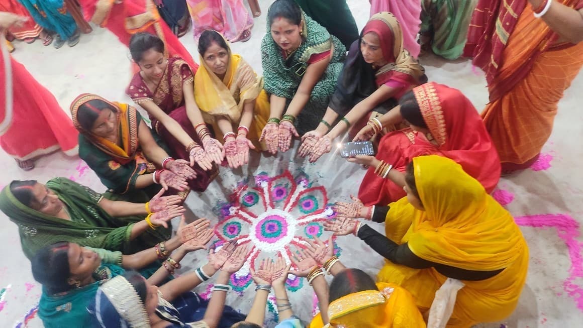 जीविका दीदियां के खाते में भेजा गया 10 हजार