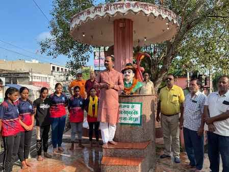 भगत सिंह जयंती पर राष्ट्रीय विभूति मंच ने दी श्रद्धांजलि