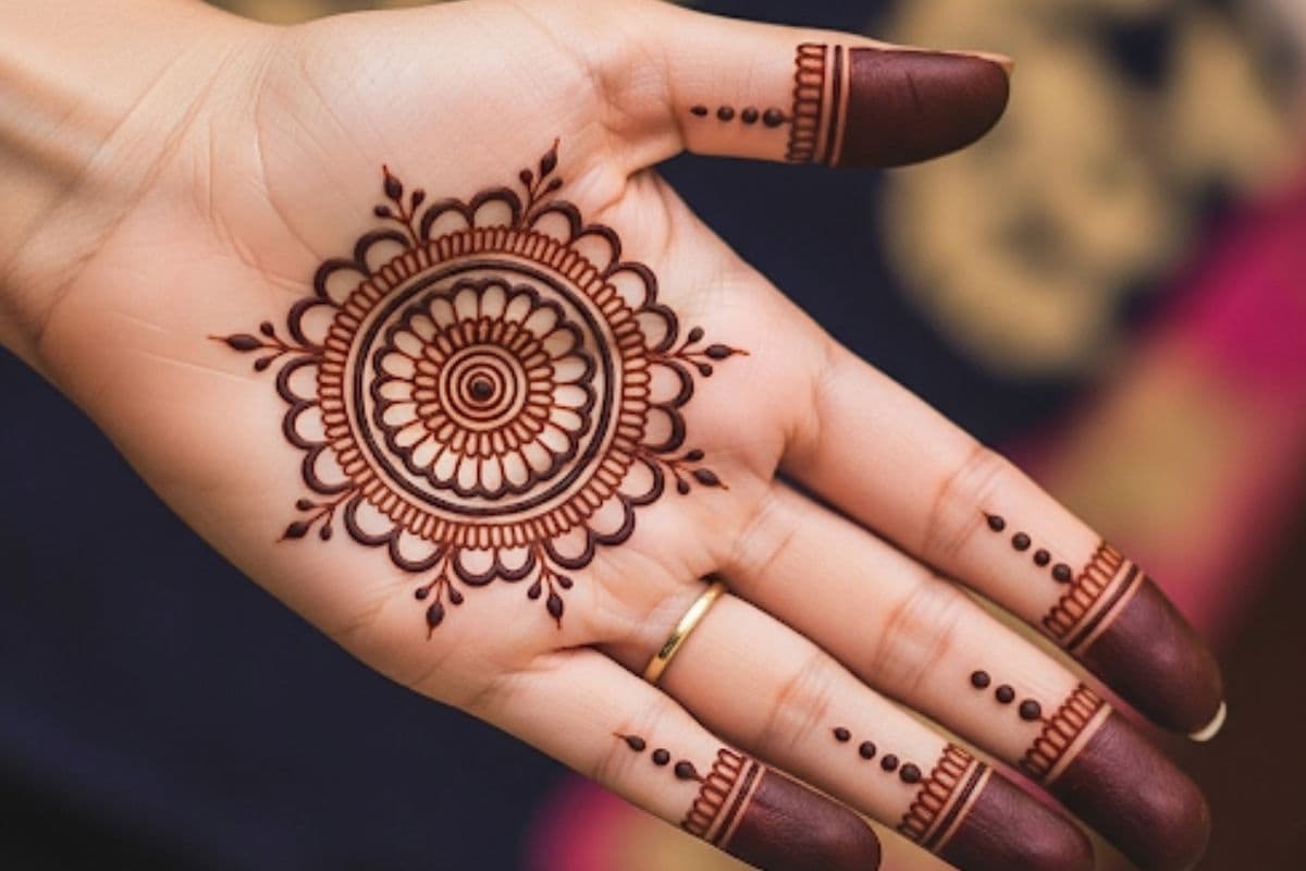 mandala mehndi design