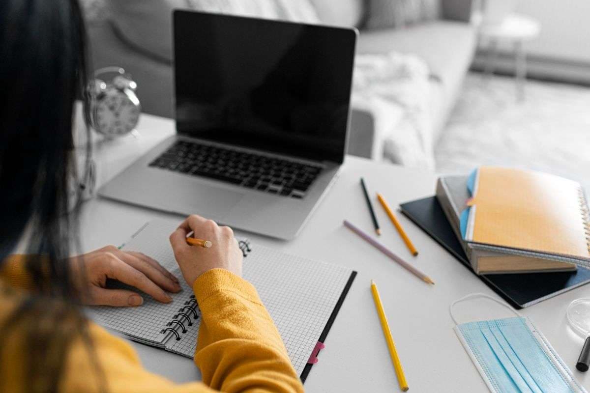 CG Ward Boy Admit Card 2025: सीजी व्यापम वार्ड ब्वॉय और Ward Aaya के एडमिट कार्ड जारी, 12 अक्टूबर को है Exam