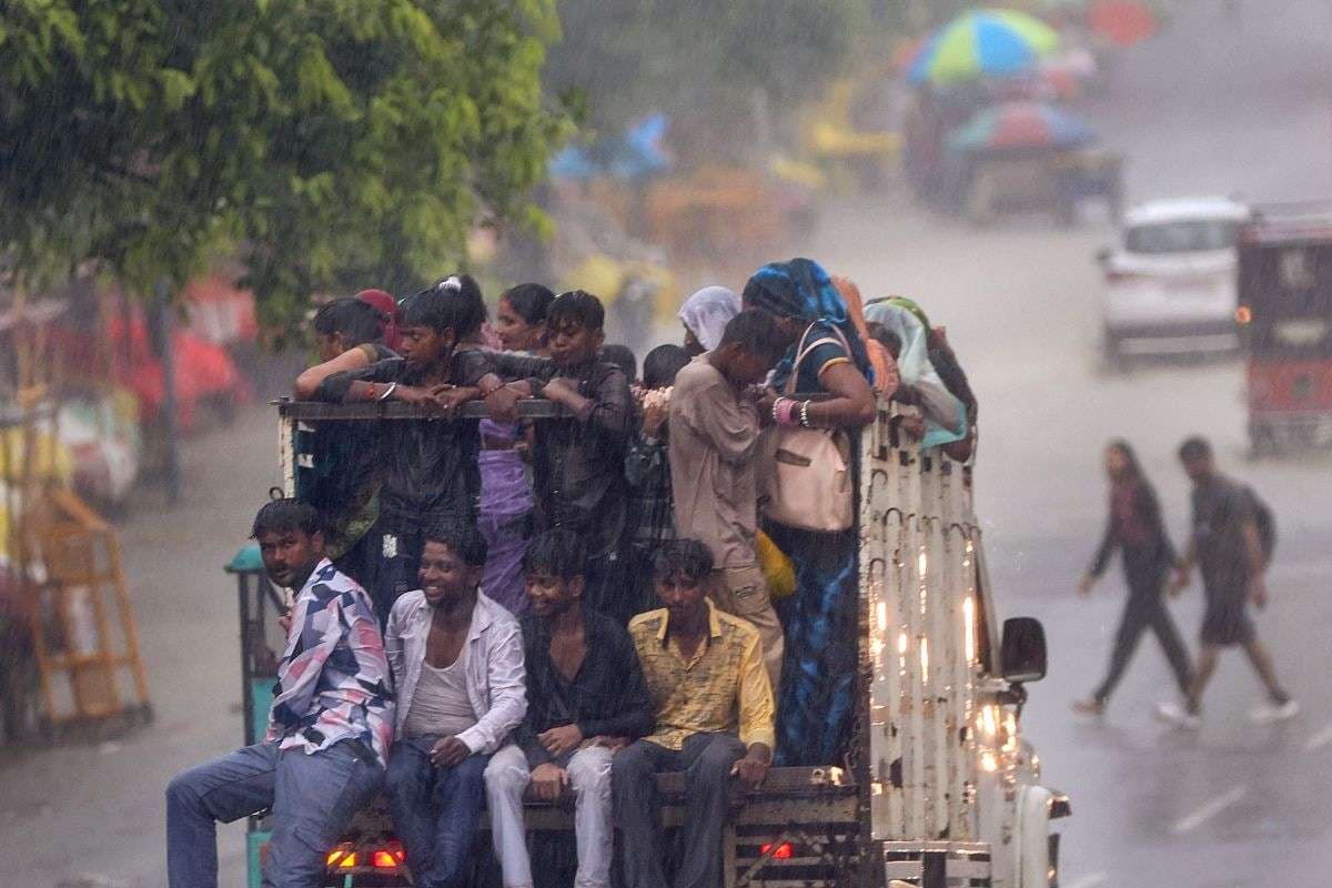 Heavy Rain Alert: 14 से 19 अक्टूबर को इन राज्यों में भारी से बहुत भारी बारिश की संभावना, मौसम लेगा करवट