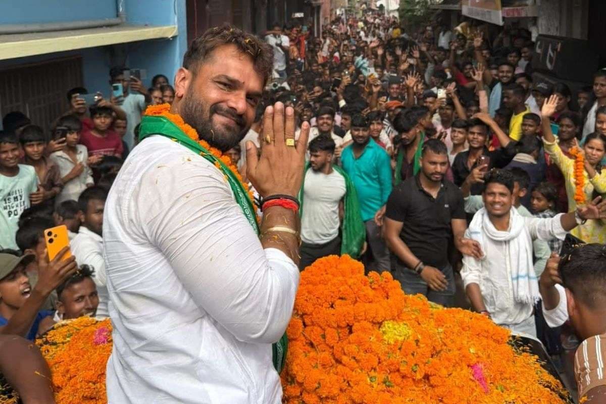 Bihar Chunav 2025 : ‘हम 2 करोड़ नहीं तो 50 लाख रोजगार देंगे’, पीएम मोदी से खेसारी लाल यादव क्या बोले?