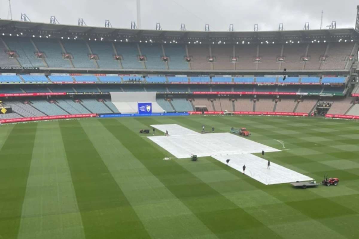IND vs AUS: मेलबर्न में बारिश बनेगी विलेन! क्या पूरा मैच हो पाएगा या फिर बिगाड़ेगा मौसम खेल?