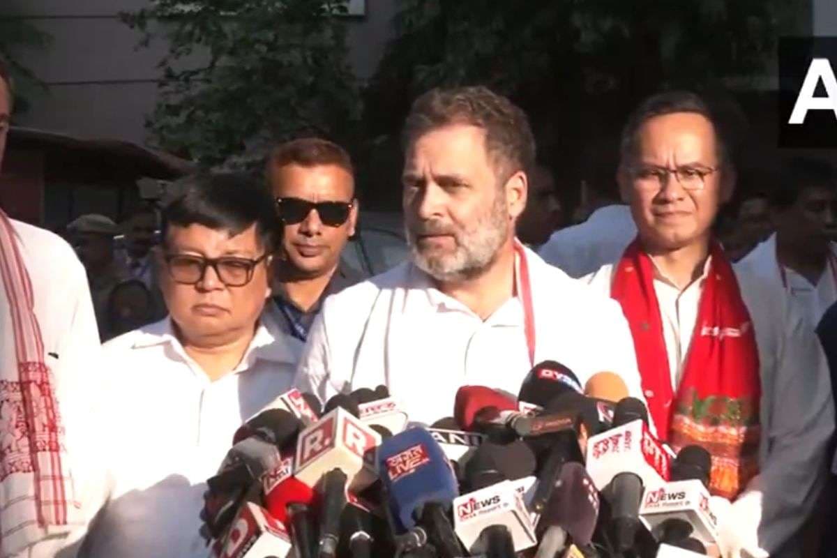 ‘उस दिन सिंगापुर में…’ असम सरकार से राहुल गांधी ने की मांग, गुवाहाटी में दी सिंगर जुबीन गर्ग को श्रद्धांजलि