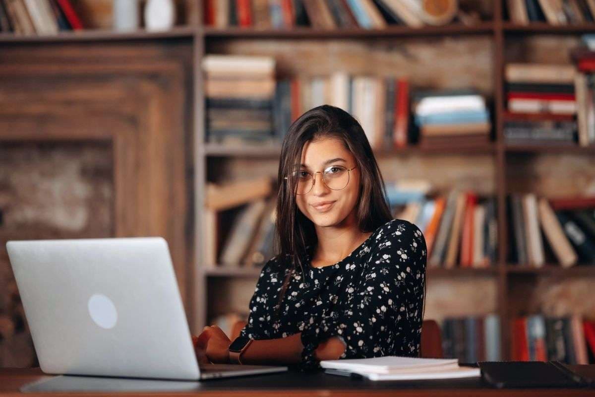 IIT से BDes कोर्स करने का मौका, UCEED, CEED की आवेदन प्रक्रिया शुरू, देखें एग्जाम डेट