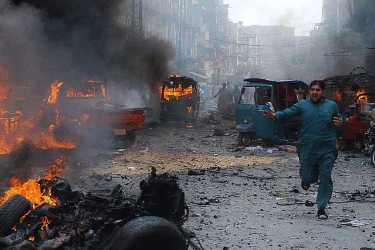 पाकिस्तान में तीन महीने में बढ़ी 46 फीसदी हिंसा, इन दो क्षेत्रों में हुईं 96 प्रतिशत मौतें, रिपोर्ट