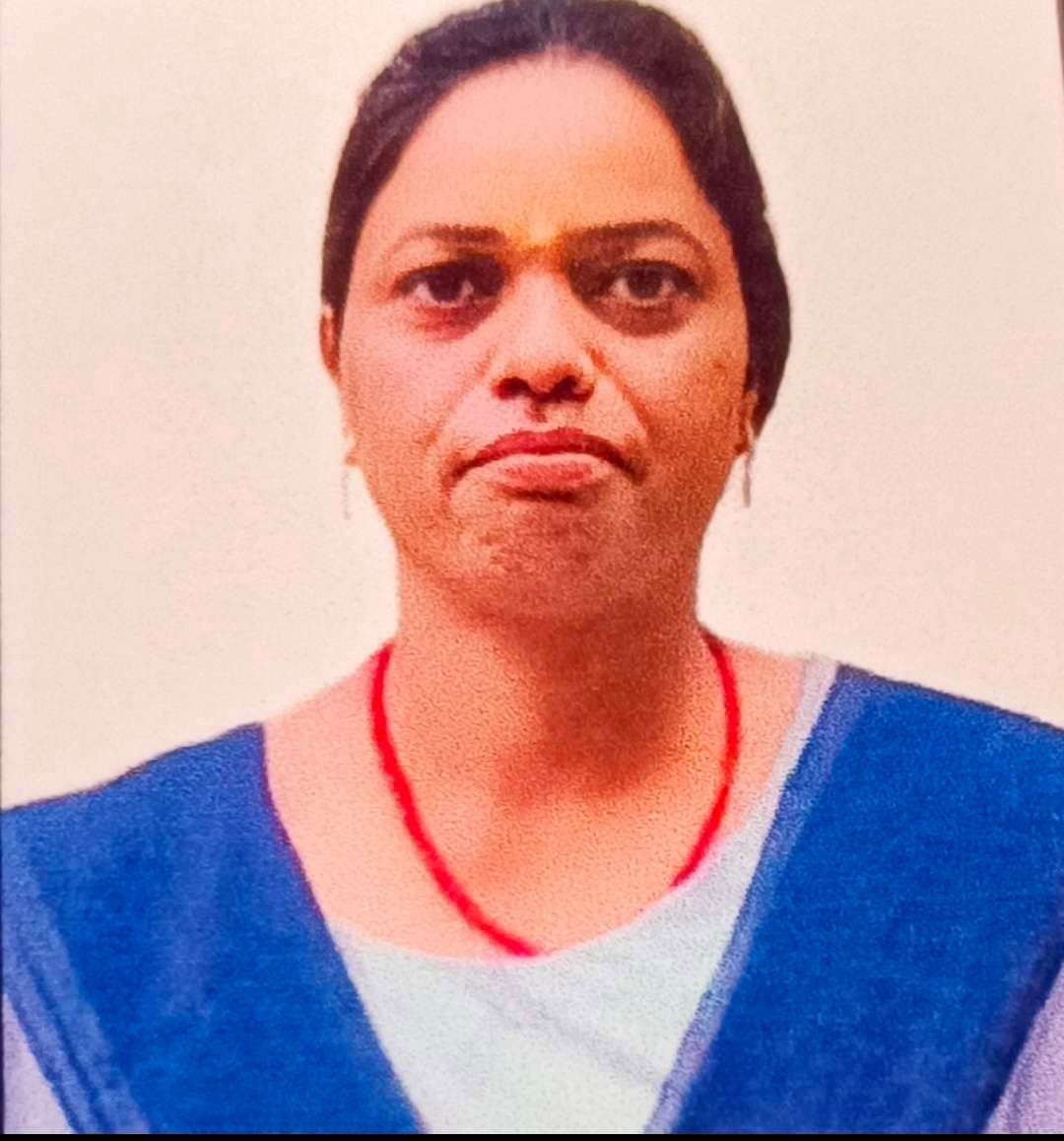 Dhanbad News: स्कूटी के धक्के से महिला की मौत, बेटा घायल