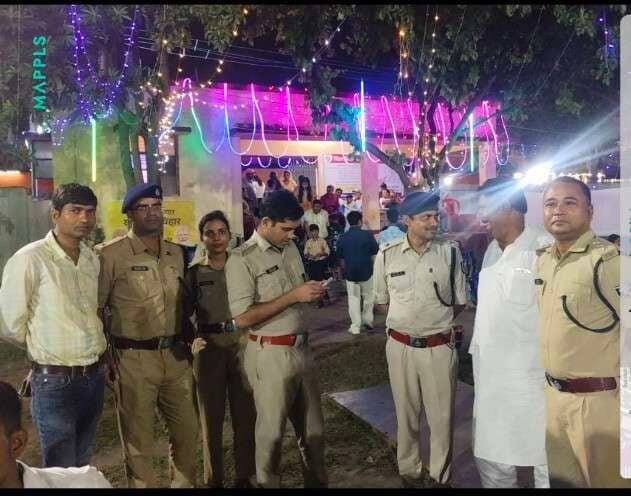 ट्रैफिक व्यवस्था को लेकर डीएसपी ने किया निरीक्षण