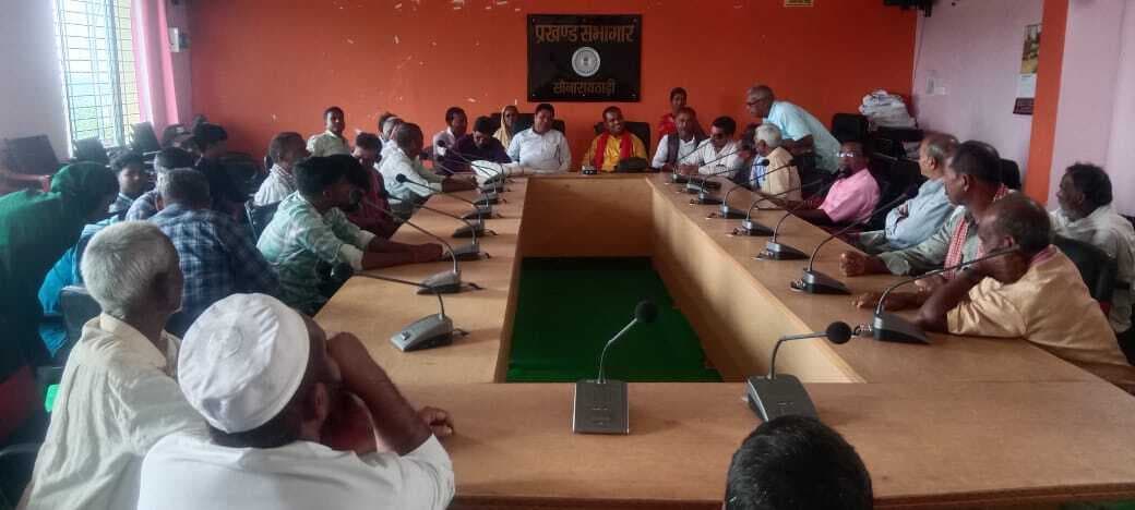 सरकारी जमीन पर कब्जा करनेवालों पर होगी सख्त कार्रवाई : अध्यक्ष