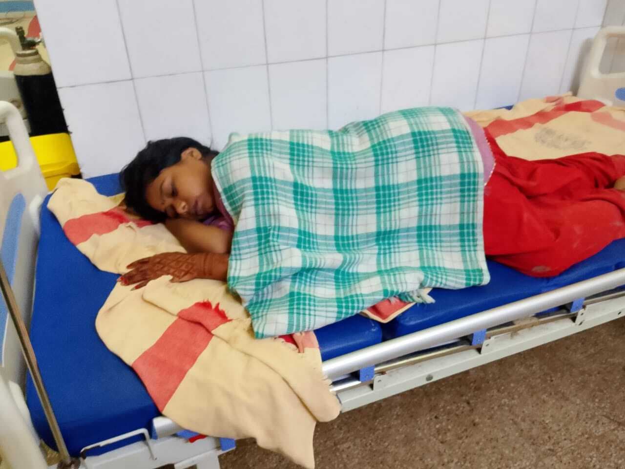 पारिवारिक पुराने विवाद में मारपीट, दो लड़कियों समेत तीन घायल