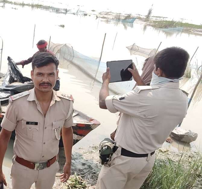 नाव डूबने से नदी में लापता दूसरे किसान का शव बरामद