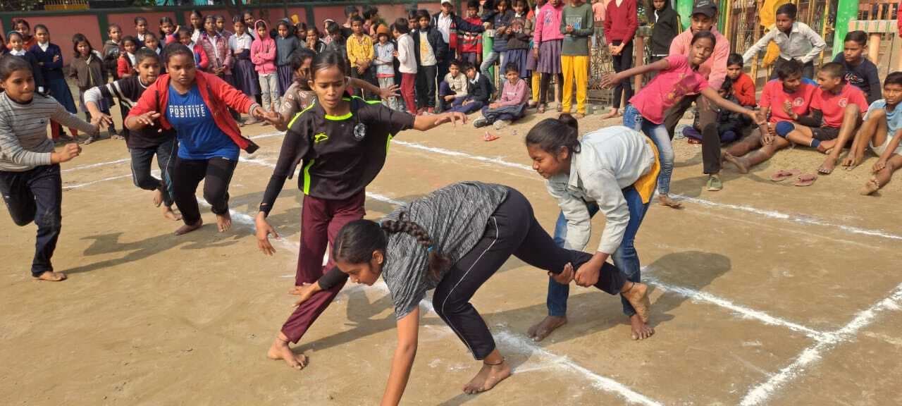 विश्वि बालिका दिवस: हर दूसरी लड़कियों की कम उम्र में हो जाती है शादी