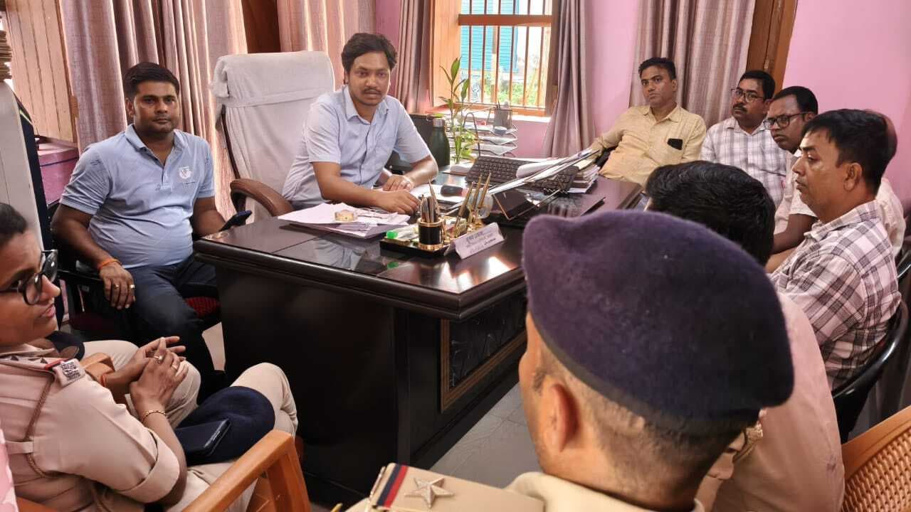 आदर्श आचार संहिता के अनुपालन को सक्रिय रहने की जरूरत