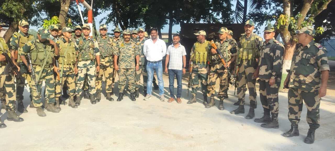 जिलाधिकारी के निर्देश पर सैप जवानों के आवासन स्थलों पर किया फॉगिंग