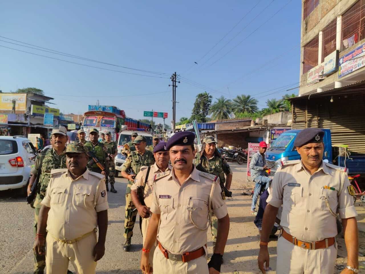 Bhagalpur news शांतिपूर्ण व निष्पक्ष चुनाव को ले किया फ्लैग मार्च