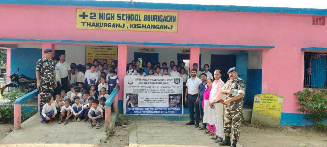 प्रलोभन से बचकर मानव तस्करी पर करें चोट