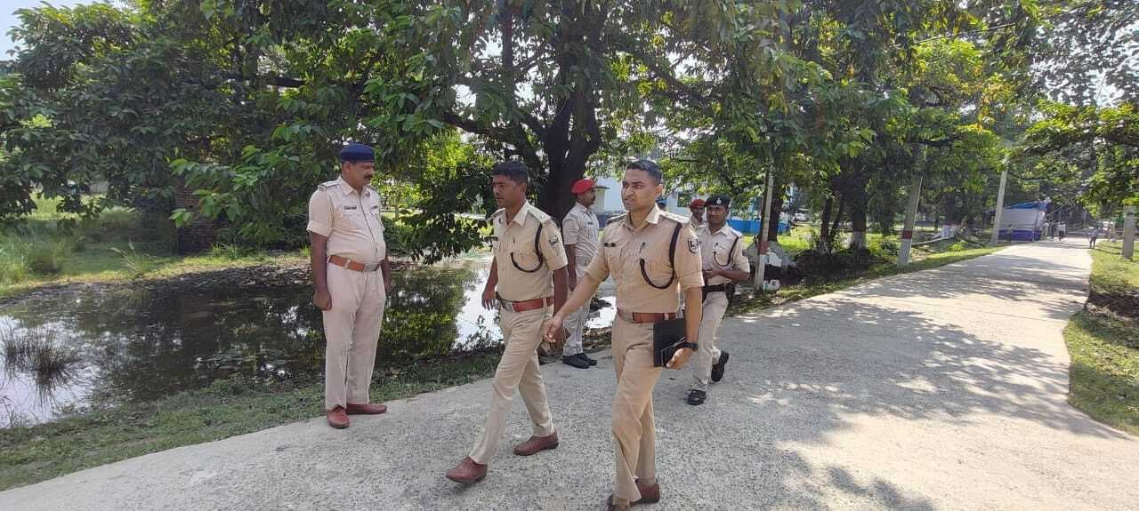 Bhagalpur news नामांकन शुरू, सुरक्षा व्यवस्था का डीएसपी ने लिया जायजा