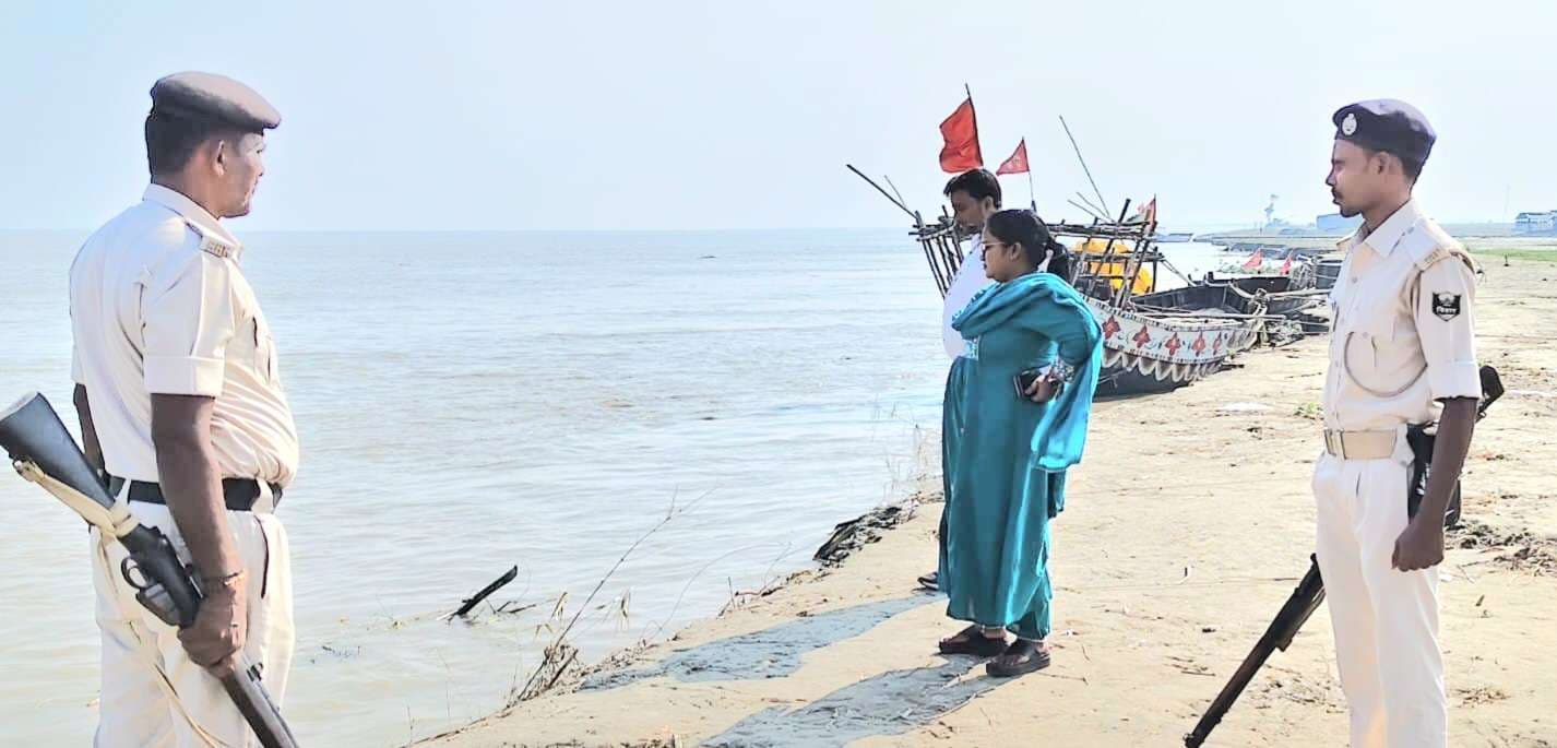 सीओ ने किया नदी घाटों का स्थल निरीक्षण, दिये निर्देश