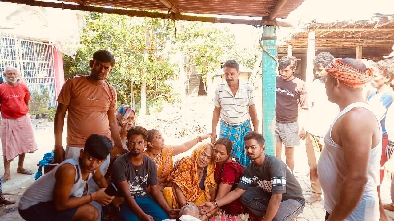 फुलवरिया में करेंट से वृद्ध किसान की मौत, परिजनों में मचा कोहराम