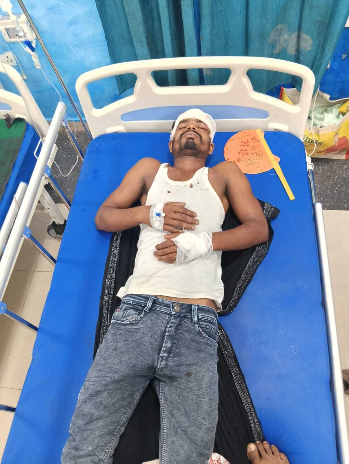 रंगदारी नहीं देने पर किया हमला, जख्मी