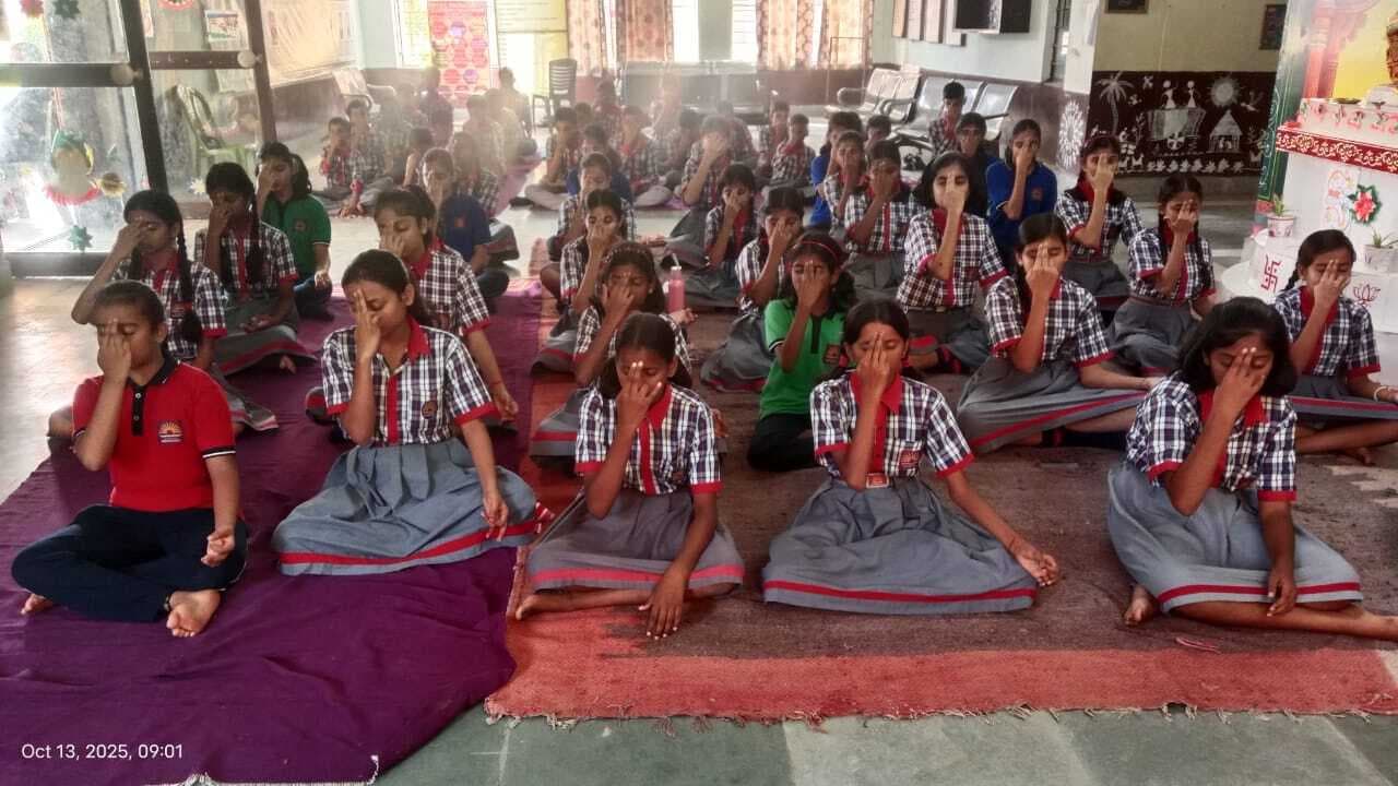 केंद्रीय विद्यालय में सप्ताहिक योग शिविर का हुआ समापन