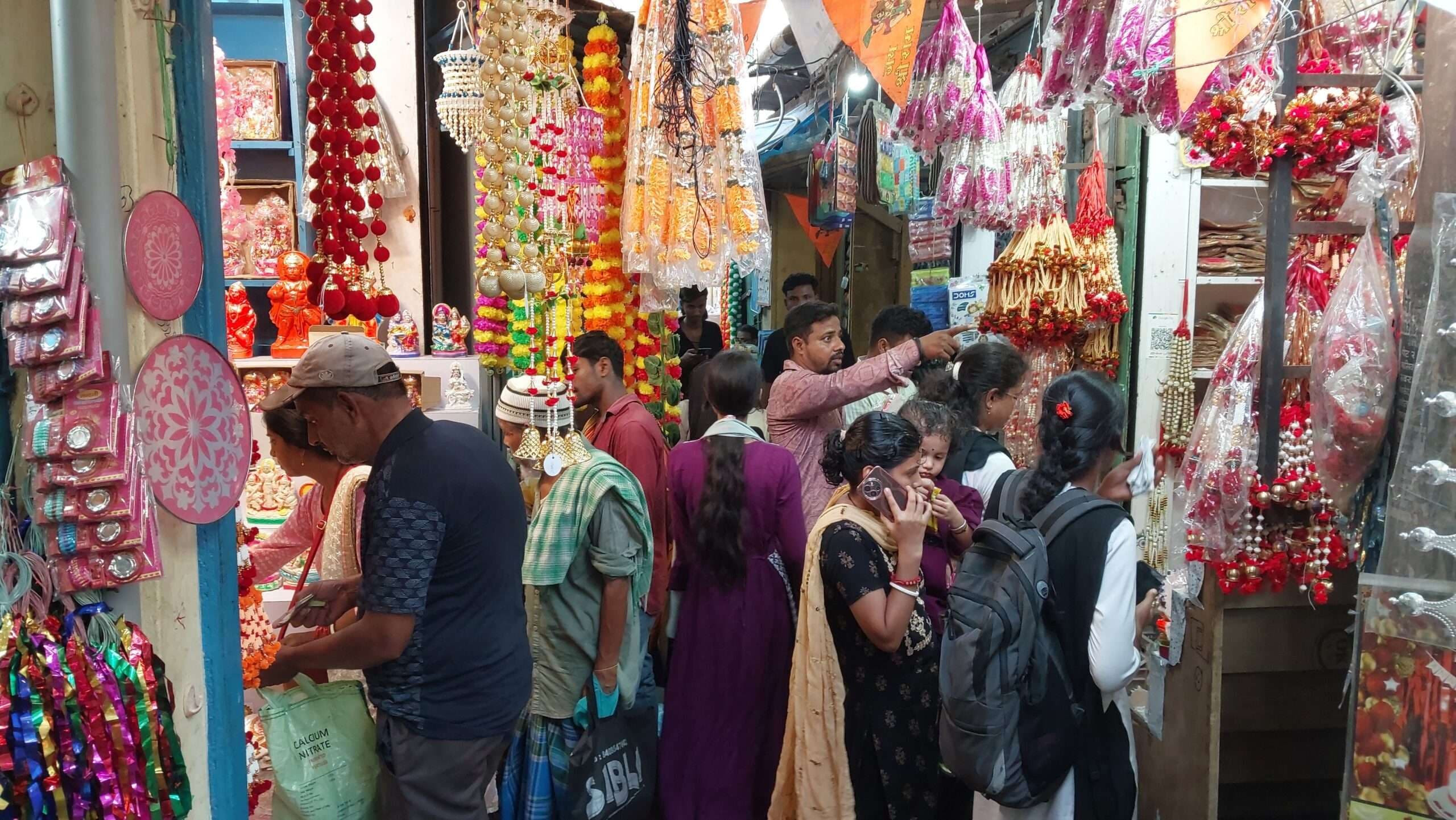 धनतेरस आज, 100 करोड़ का कारोबार होने की संभावना