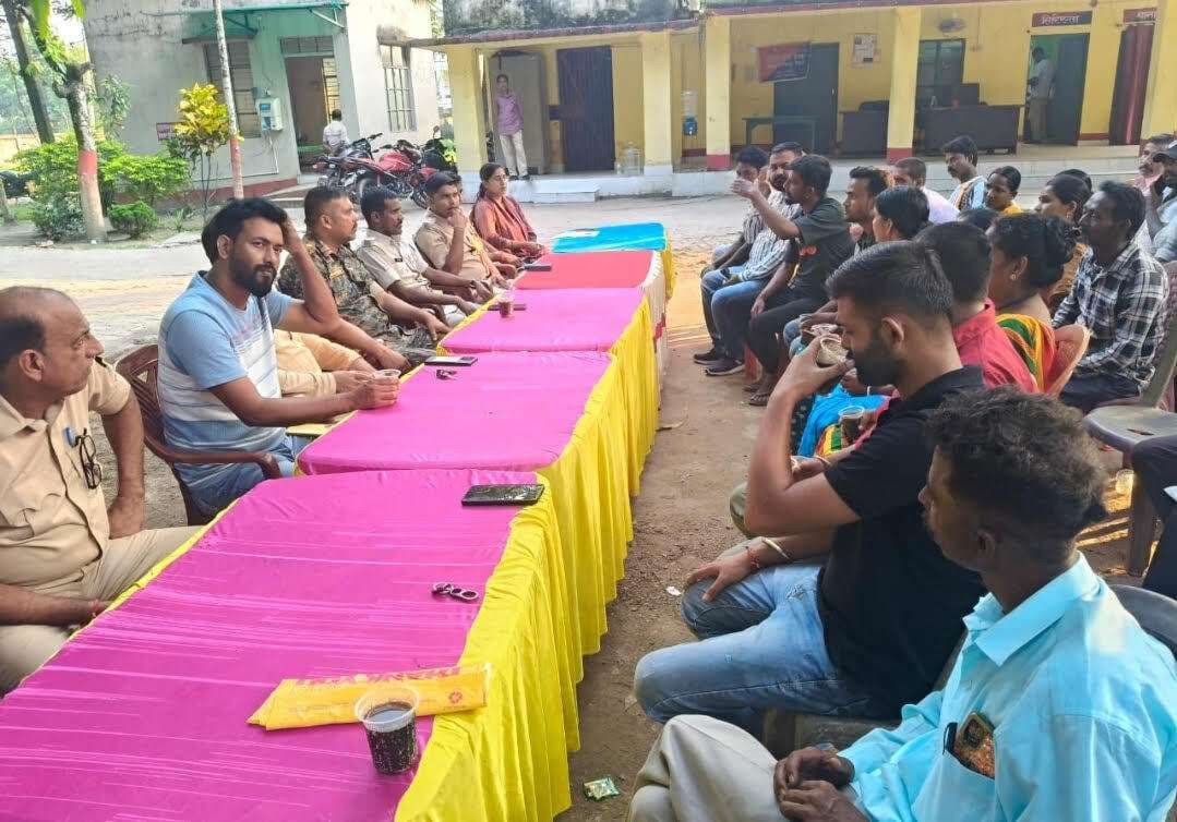 दीपावली व महापर्व छठ को लेकर शांति समिति की बैठक