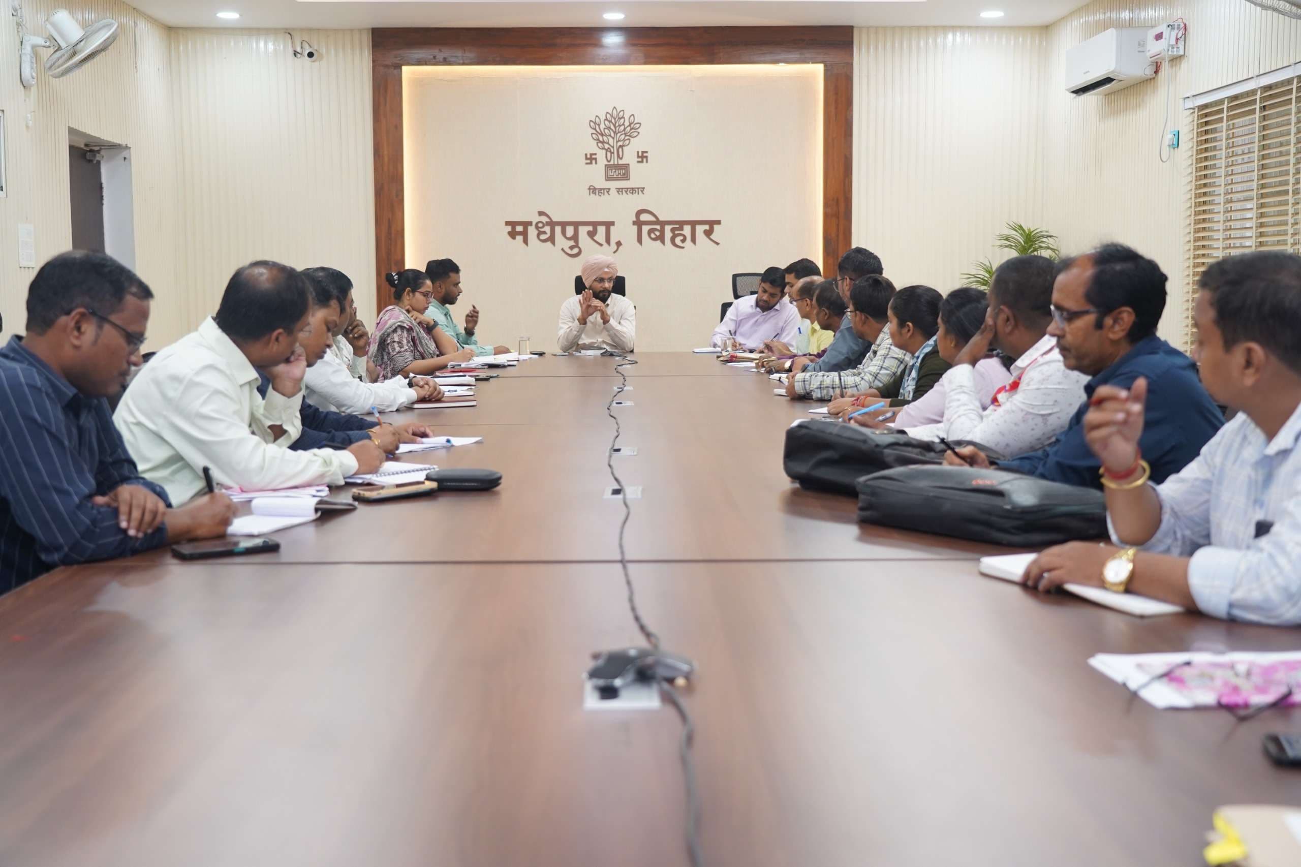 कंप्यूटराइजेशन व वेबकास्टिंग कोषांग की हुई समीक्षा बैठक