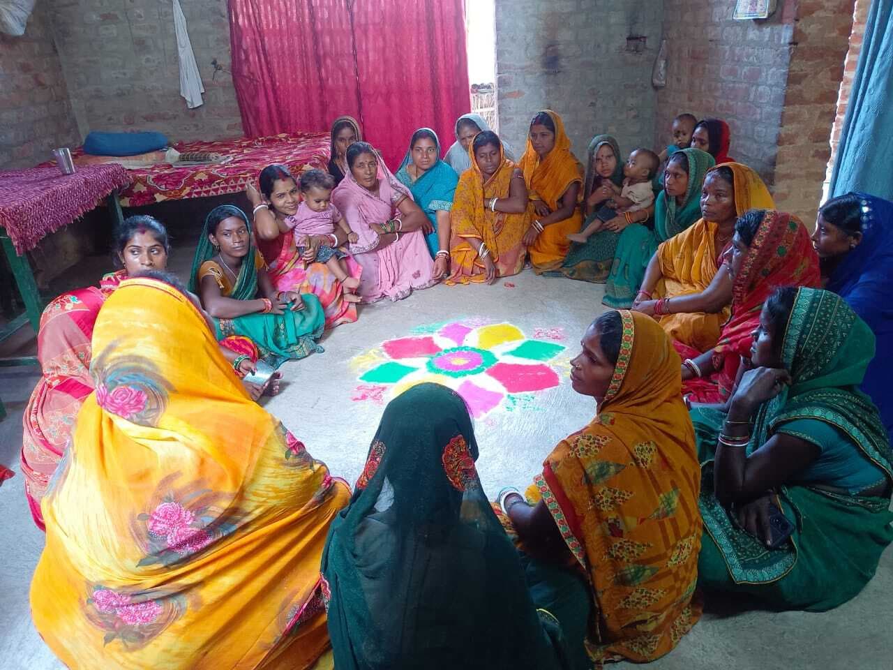 जीविका दीदियों ने चलाया मतदाता जागरूकता अभियान