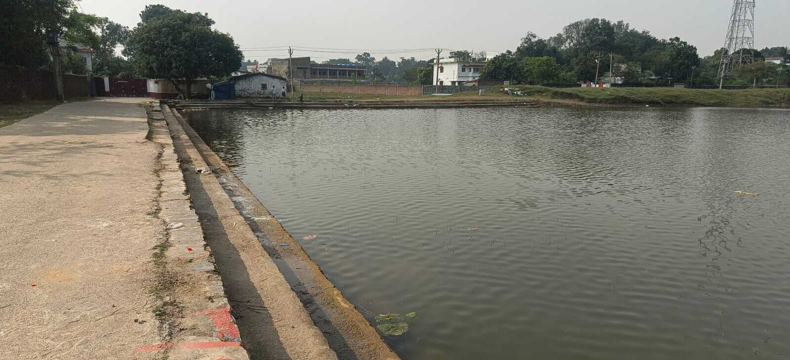 छठ को लेकर तैयारियां शुरू, घाटों की हो रही साफ-सफाई